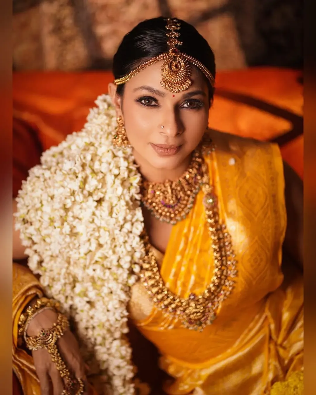 How Does Tanishaa S Mukerji's Fashion Reflect Her Connection to Indian Culture?