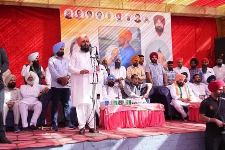 क्या तरनतारन उपचुनाव में कांग्रेस नेता करणवीर बुर्ज और प्रतिपक्ष प्रताप सिंह बाजवा के खिलाफ चुनाव आयोग में शिकायत हुई?
