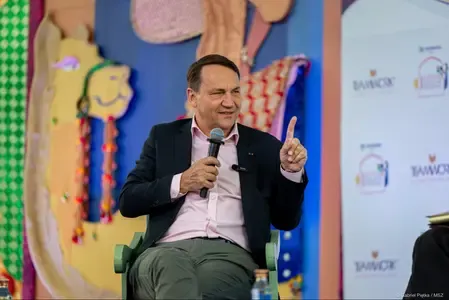 'टैरिफ के जरिए भारत को सेलेक्टिव टारगेट करना गलत', एस जयशंकर से बोले पोलैंड के डिप्टी पीएम