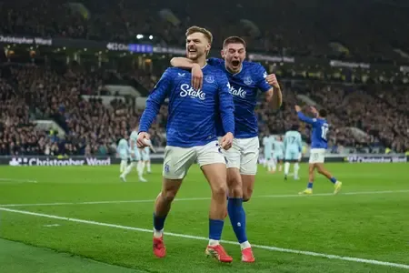 Everton Triumphs Over Burnley with a 2-0 Victory