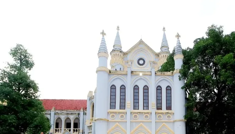 Is the Teachers' E-Attendance Policy Fair? A Dispute Reaches MP High Court