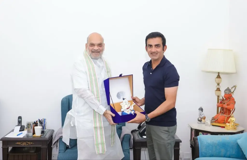 गौतम गंभीर की गृह मंत्री अमित शाह से मुलाकात, गणेश प्रतिमा भेंट; अफगानिस्तान पर 3 0 क्लीन स्वीप के बाद मिले