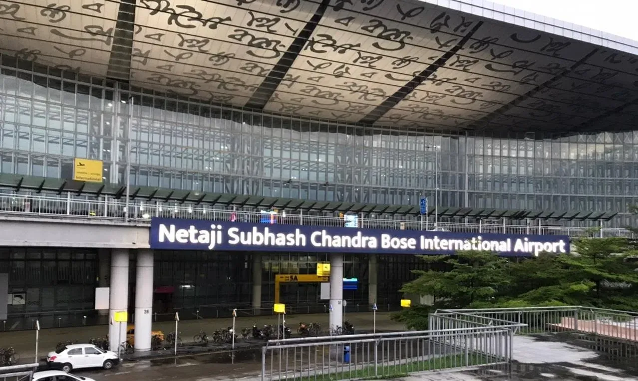 Air India Express flight delayed 6 hours at Kolkata airport, passengers protest