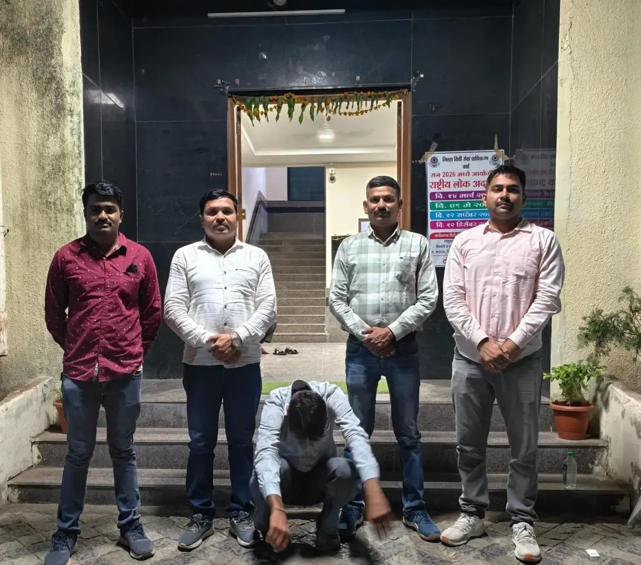वर्धा क्राइम ब्रांच ने नागपुर से दबोचा तीन साल से फरार चोरी का आरोपी कमलेश बैस
