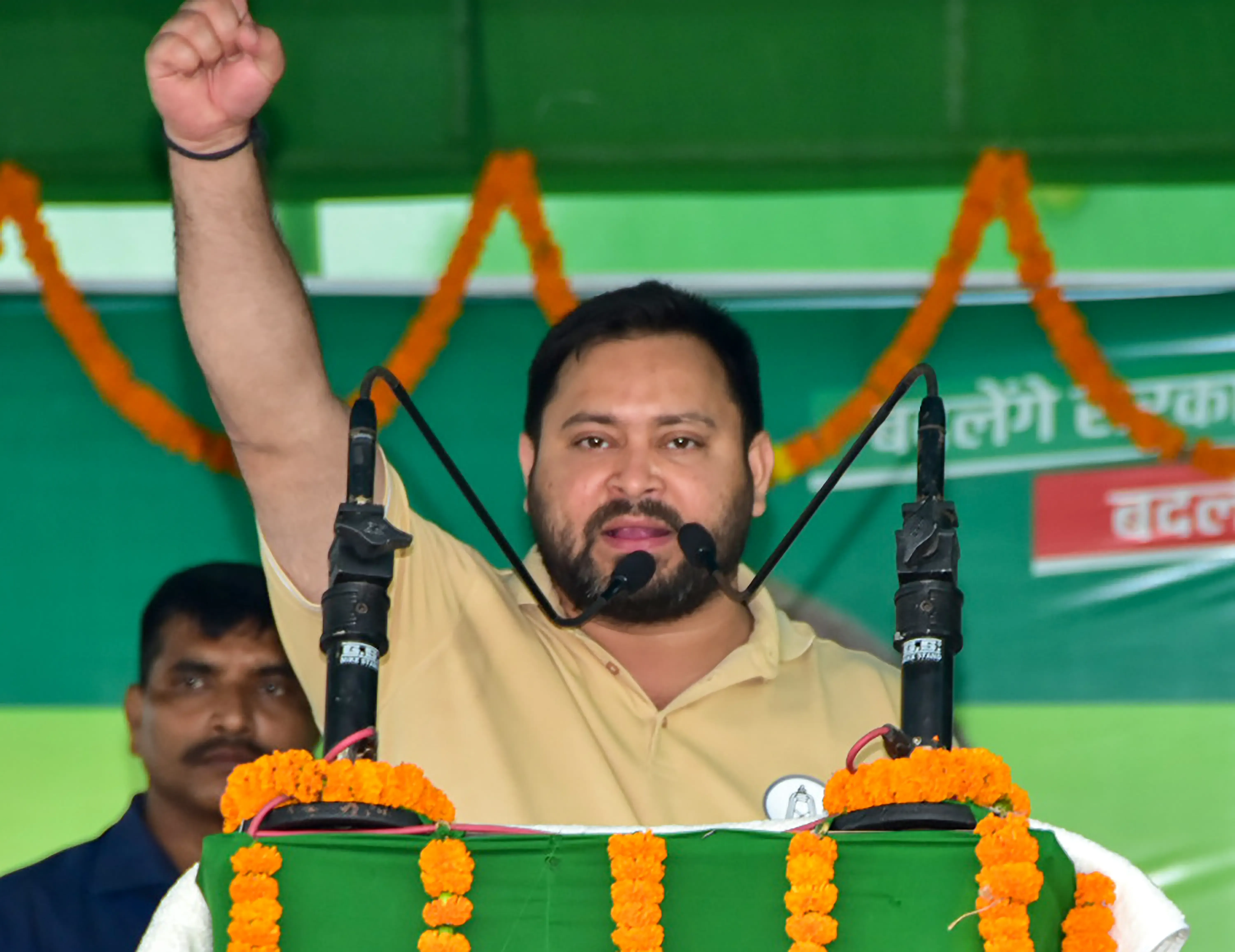 Is Tejashwi Living in Lalu Prasad's Shadow?