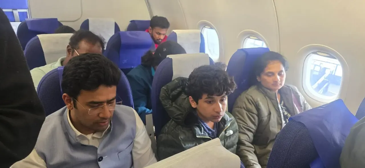 Tejasvi Surya Accompanies Families of Pahalgam Terror Attack Victims; Remains to Arrive in Bengaluru on Thursday