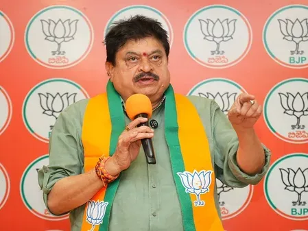 Telangana BJP chief defends Bandi Sanjay amid POCSO son arrest row