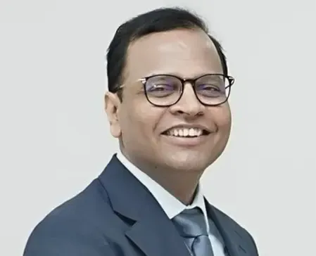 Telangana's Chief Secretary Evaluates Industrial Project Advancements