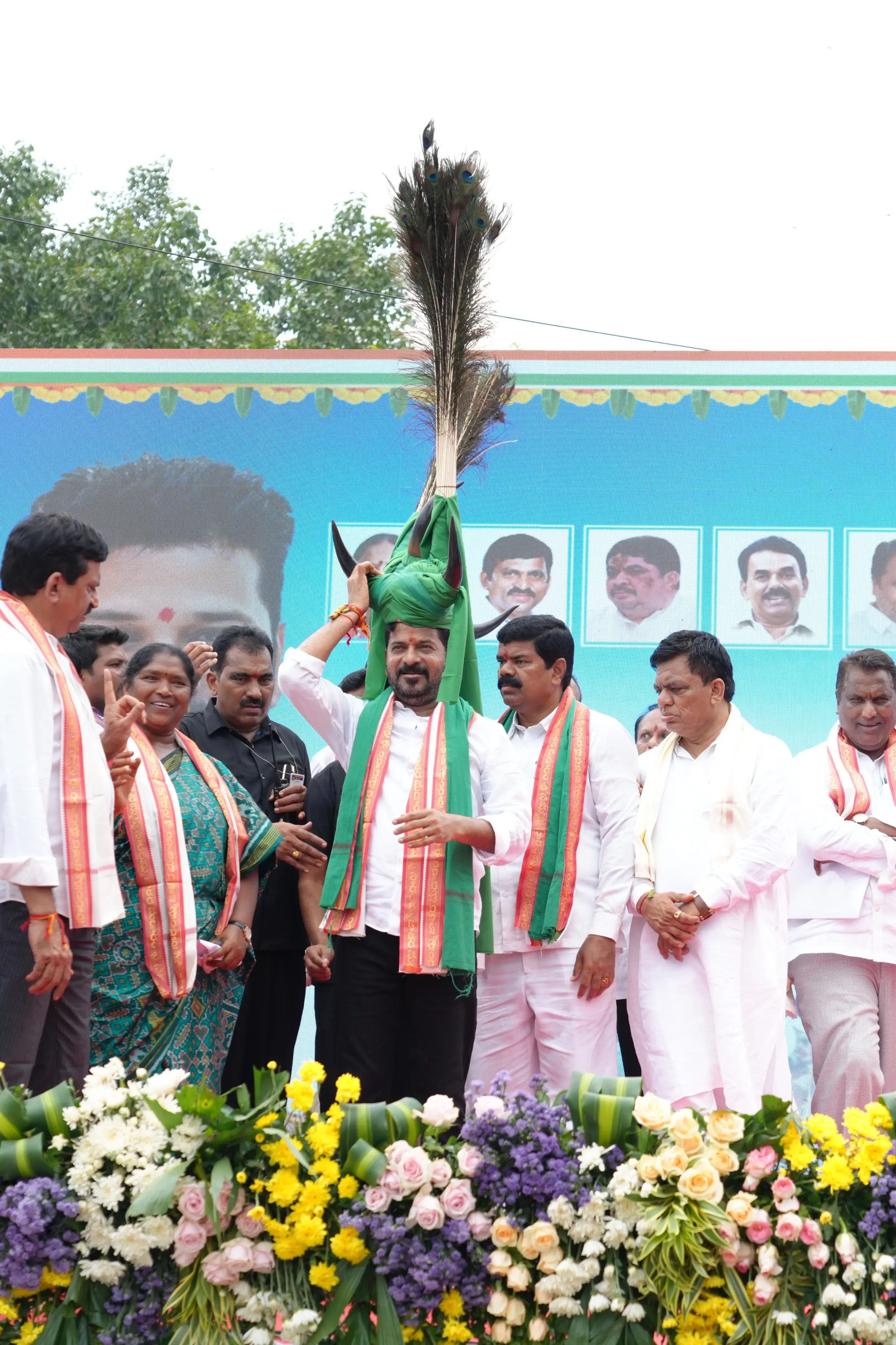 Will Telangana CM's Call for Central Funds Revitalize Medaram Jatara?