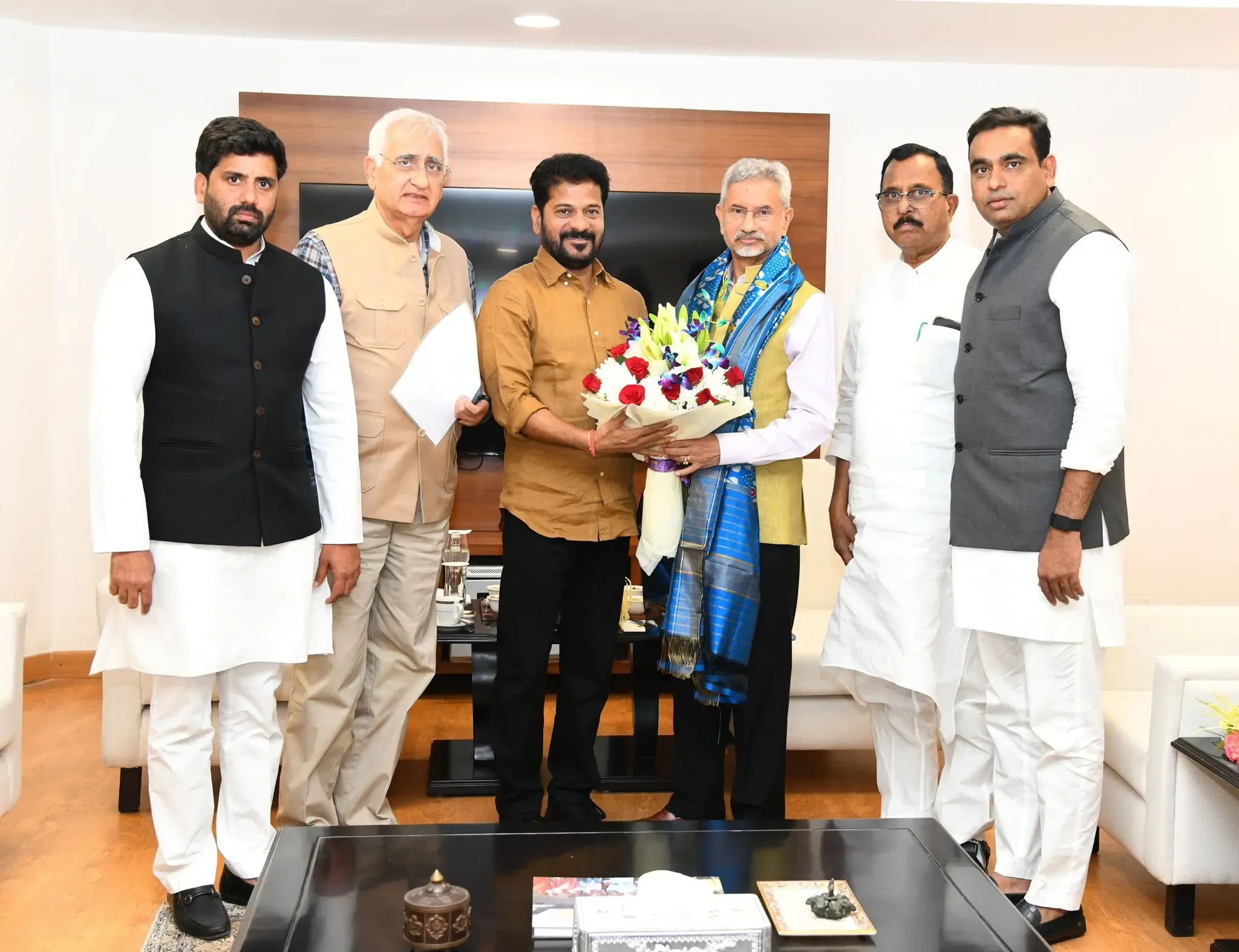 Telangana Chief Minister Requests MEA Assistance for Global Events