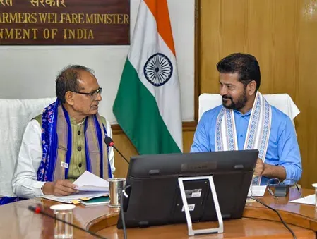 Telangana CM seeks 11.56 lakh PMAY-G houses from Centre in Delhi meet