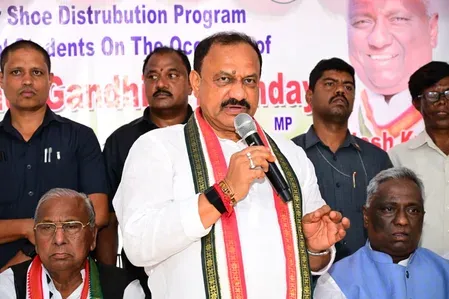 BRS ₹1,400 crore quid pro quo row: Telangana Congress chief backs Kavitha's charge