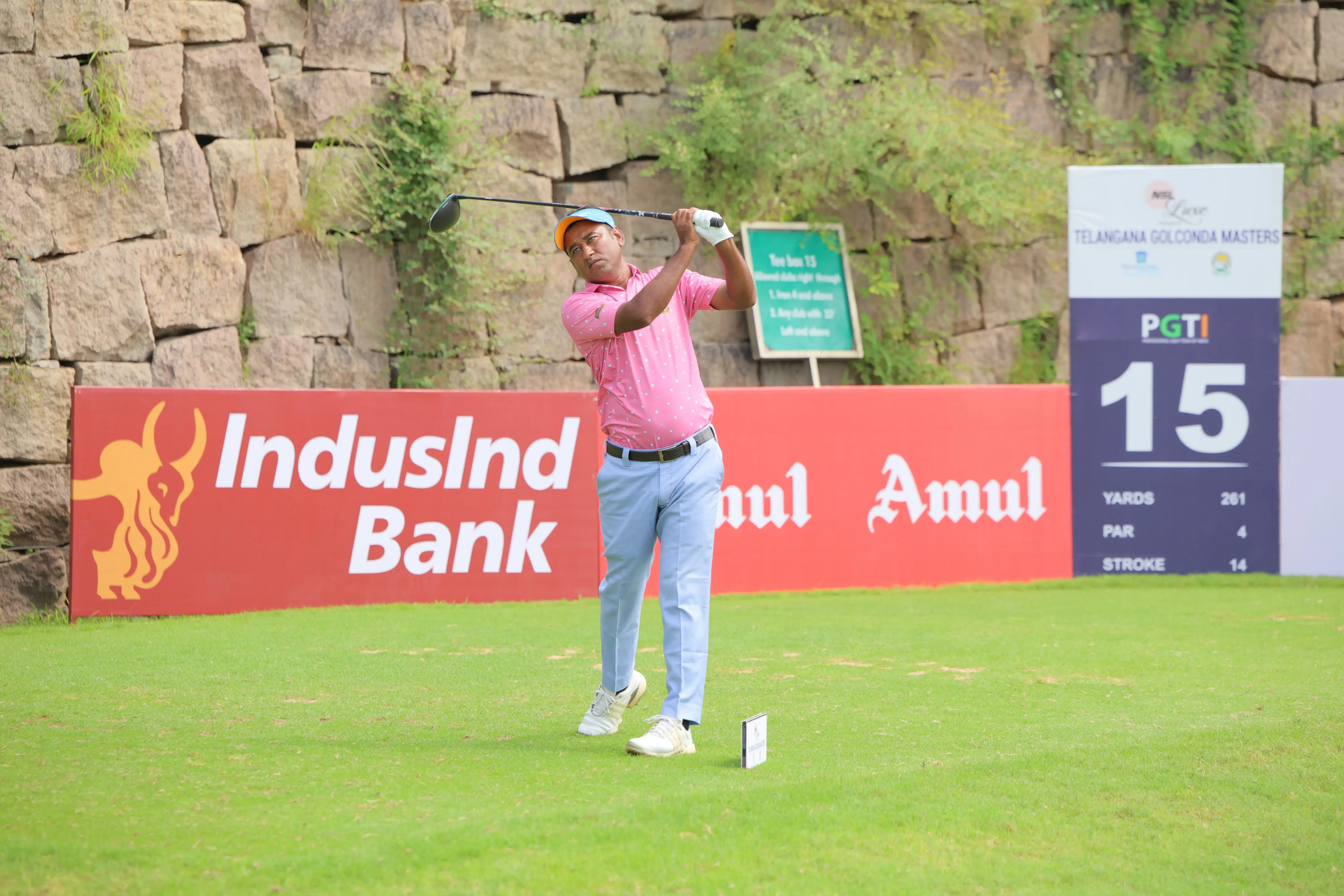 How Did Jamal Hossain Secure a Three-Shot Lead with a Remarkable 62 on Day Two of the Telangana Golconda Masters?