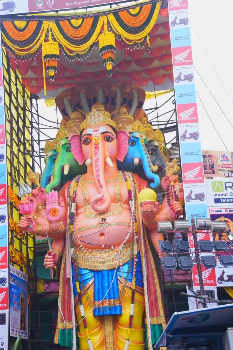 Ganesh Chaturthi 2026: Telangana Governor offers first puja at Khairatabad