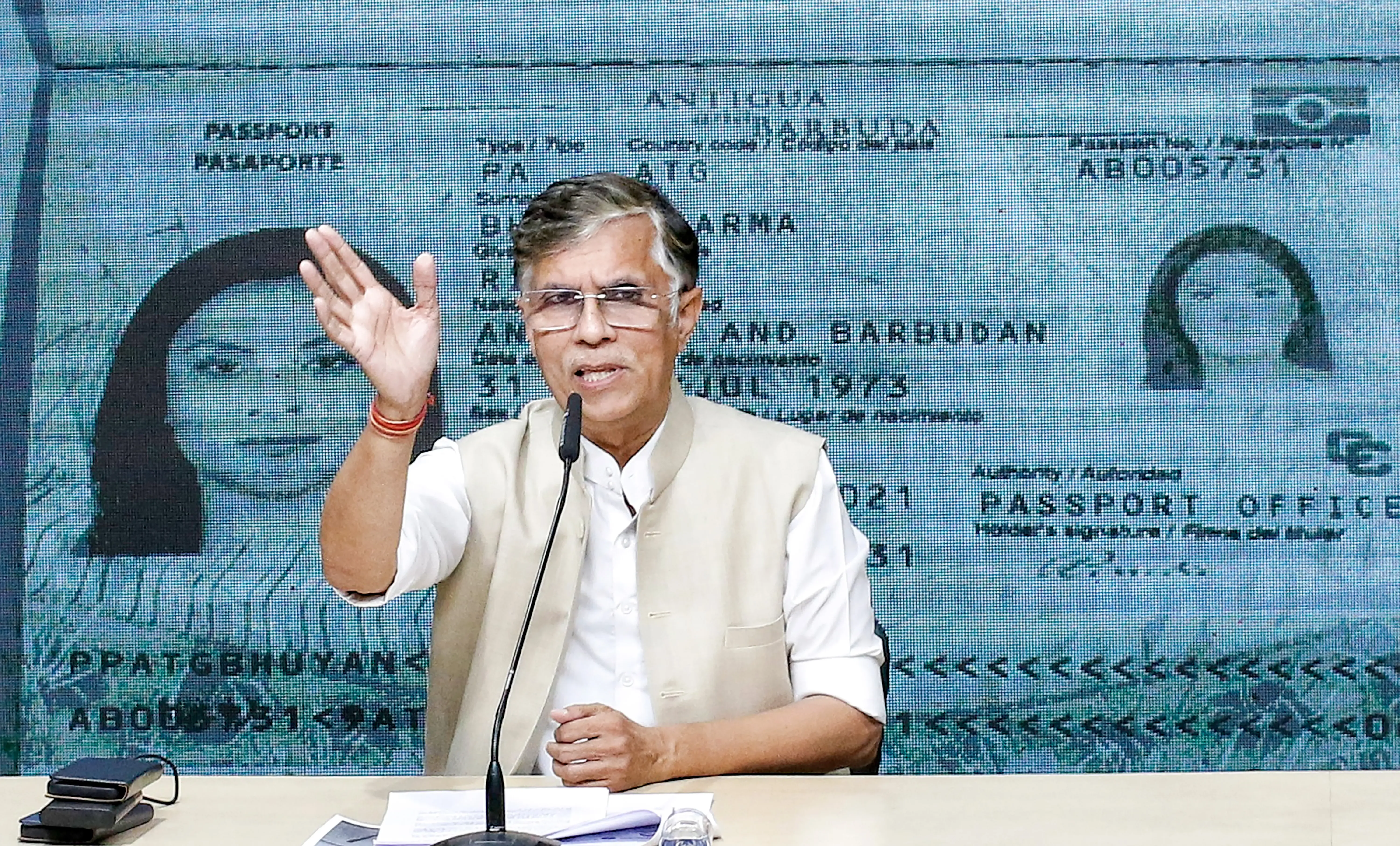 Telangana High Court Provides Pawan Khera with One-Week Anticipatory Bail