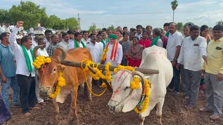 Eruvaka Purnima 2025: Telangana minister Ponnam Prabhakar sows seeds to launch kharif season