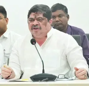 Did Telangana Minister Ponnam Prabhakar Apologize for His Controversial Remark?