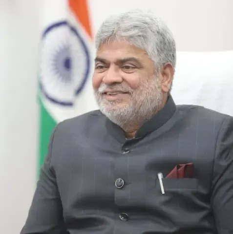 क्या तेलंगाना स्पीकर ने बीआरएस विधायकों को अयोग्य ठहराने की याचिकाएं खारिज की?