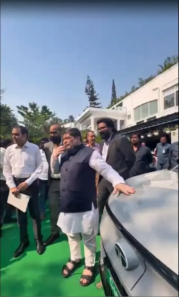 Telangana's Electric Vehicle Initiative: Transport Minister Drives Electric Car to Assembly