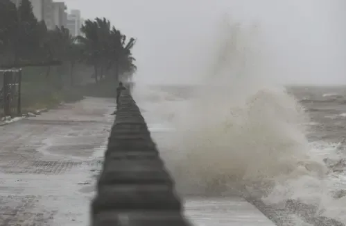 Are Tens of Thousands Evacuated in Hainan as Typhoon Wutip Approaches?