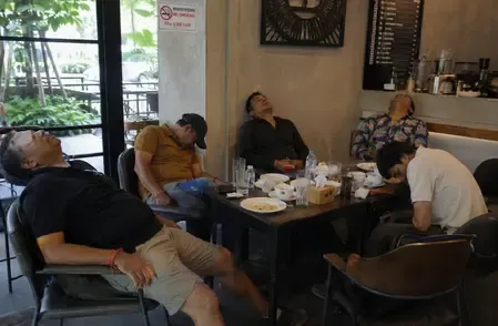 थाईलैंड घूमने गए पांच भारतीयों में से चार अचानक हुए बेहोश, एक की मौत; जांच में जुटी पुलिस 