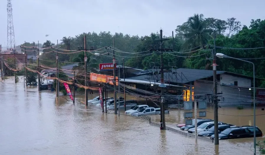 क्या थाईलैंड में बाढ़ और भूस्खलन से हालात और बिगड़ेंगे?