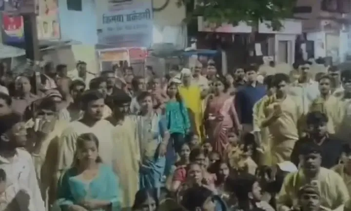 टिटवाला गणपति विसर्जन में BJP-ठाकरे गुट भिड़े, 70-80 लोगों पर FIR दर्ज