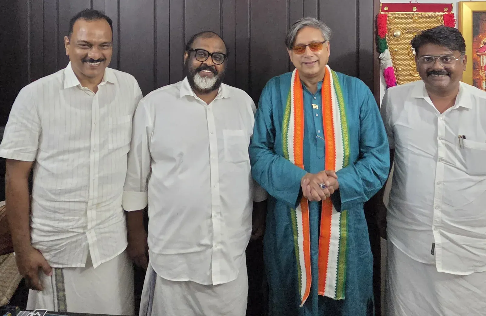 Tharoor Hosts UDF Stalwarts in Thiruvananthapuram