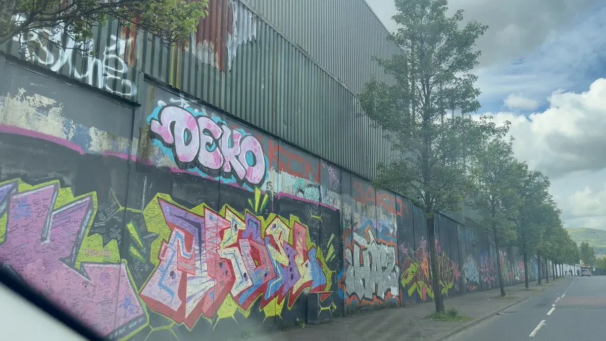 Tharoor in Belfast: Heaney's Words on a Divided City's Murals