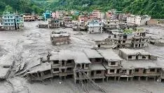 Tharoor in Kathmandu as Bhote-Koshi Floods Leave 130+ Indians Missing