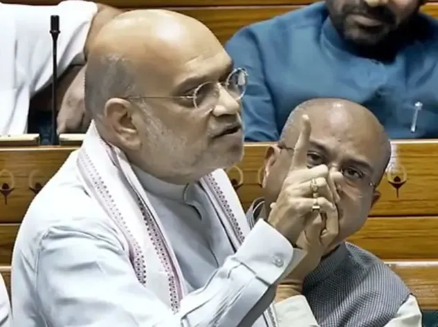 गृह मंत्री शाह का विपक्ष पर हमला: थरूर जैसे सीनियर सदस्यों को कांग्रेस को सलाह देने की आवश्यकता