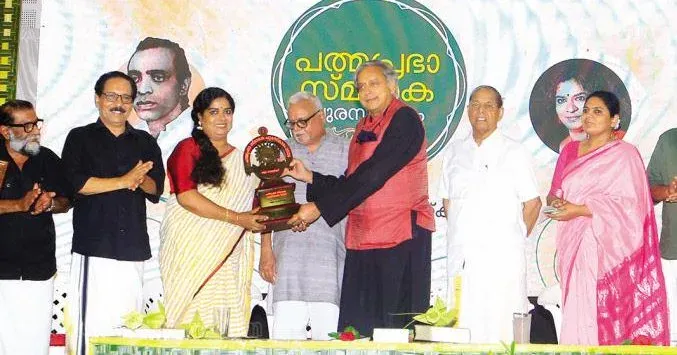 Tharoor on giving PadmaPrabha Prize to a voice for the forgotten