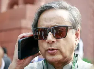Why is Tharoor Criticizing the Film Clearance Controversy?