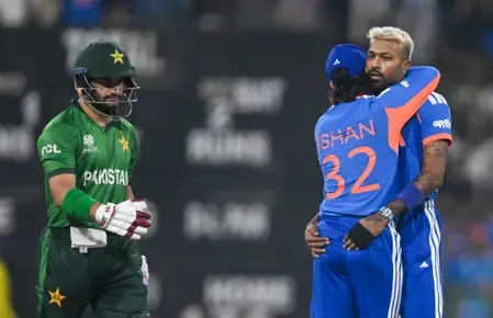 Did Waqar Younis Blame Tactical Errors for Pakistan's Defeat Against India?