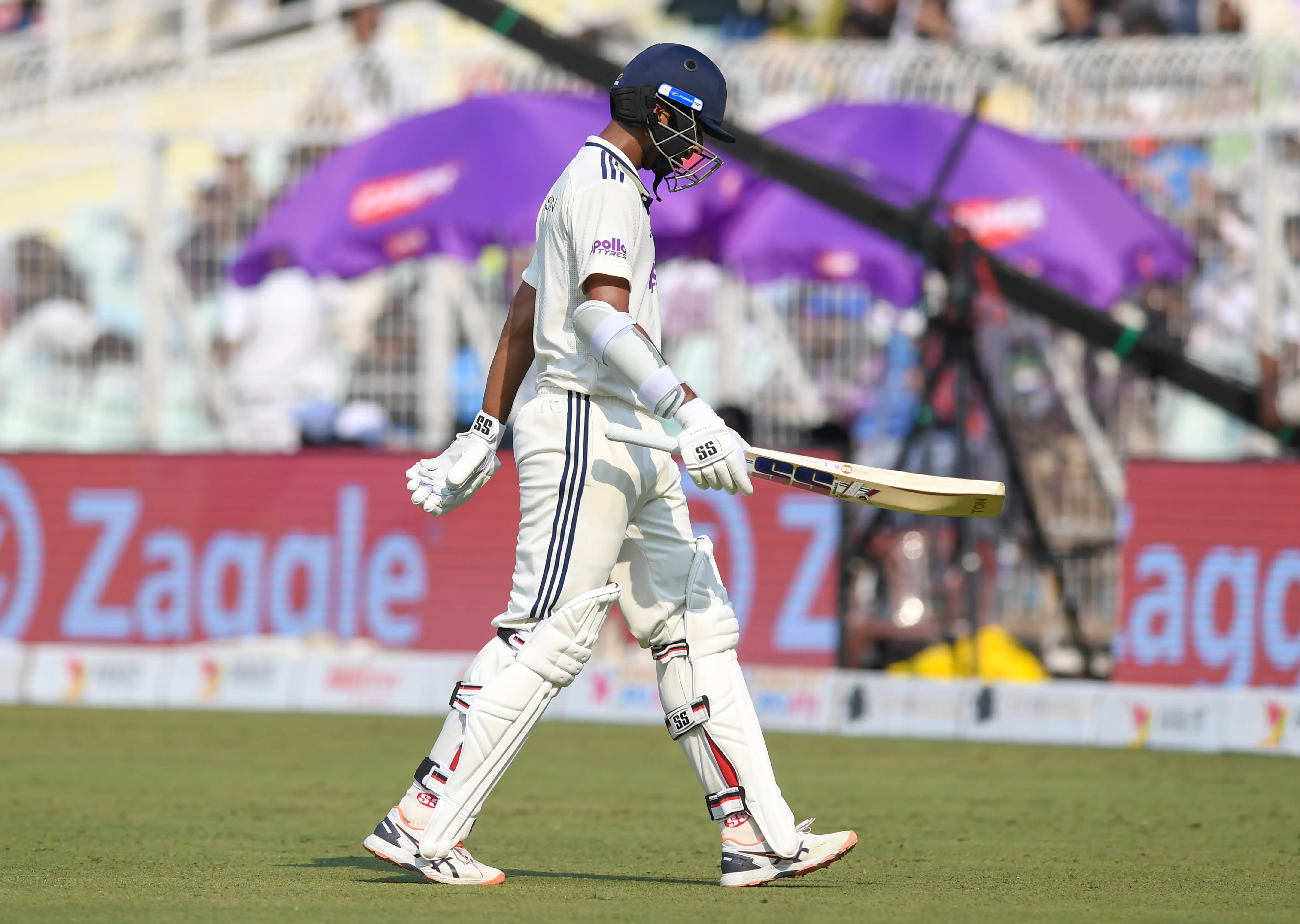 Has the Era of Indian Cricket Excellence Ended? Backlash Follows 30-Run Defeat at Eden Gardens