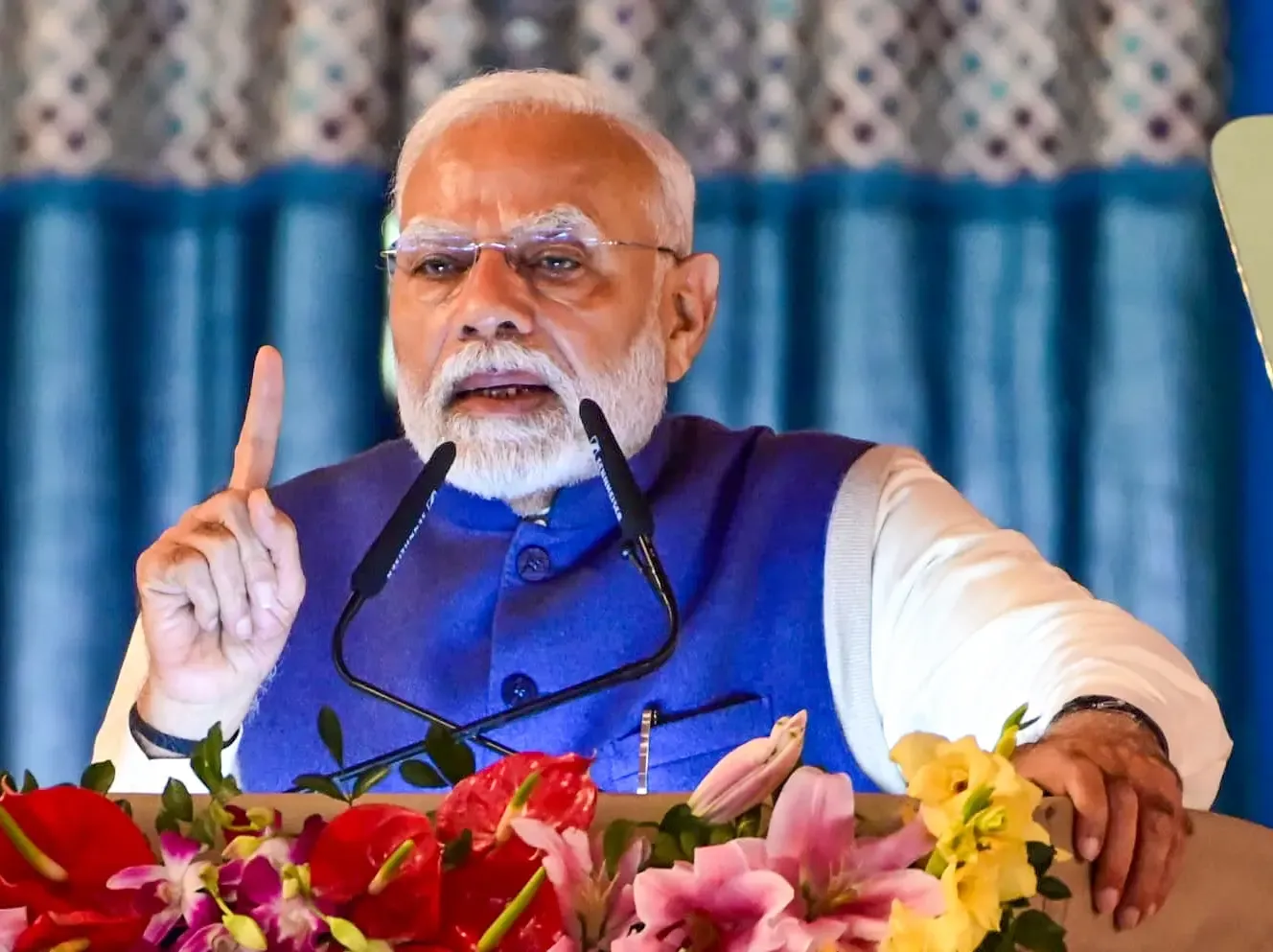 Prime Minister Modi Honors Sahibzades, Exemplifying Bravery and Commitment to Values