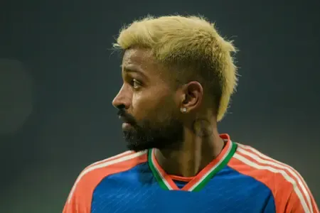 Is there anyone like Hardik Pandya in the Indian team? Sanjay Bangar thinks not!