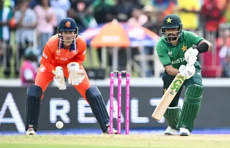 What Insights Do Shastri and Ponting Offer on Babar Azam's Inconsistency?