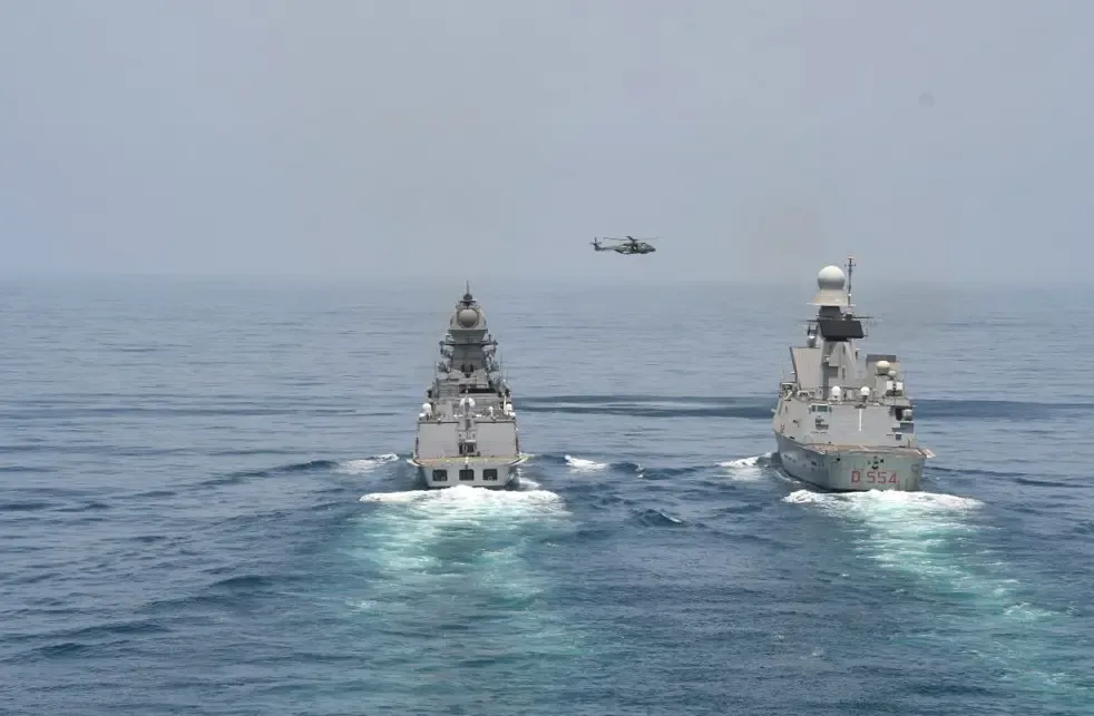 How many teams will compete in 'THINQ 2025' quiz?