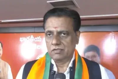 BJP slams Telangana CM over plan to merge 27,000 schools into 4,000