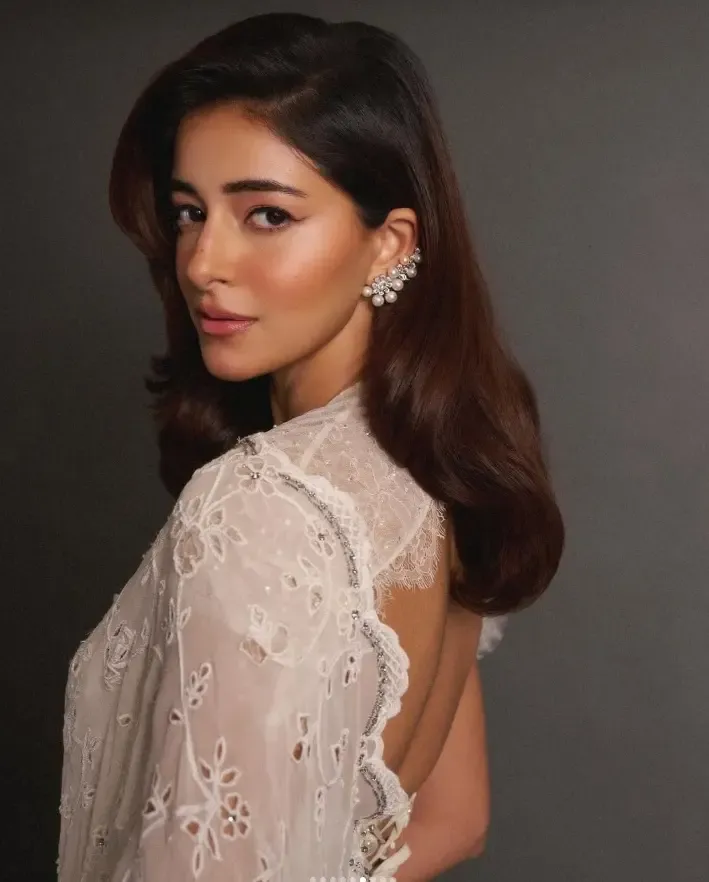 How Does Ananya Panday Relive Her Entire Childhood?