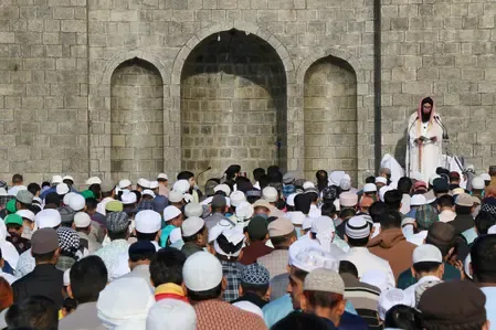 Celebrations Marked by Large Gatherings at Eid Prayers in J&K