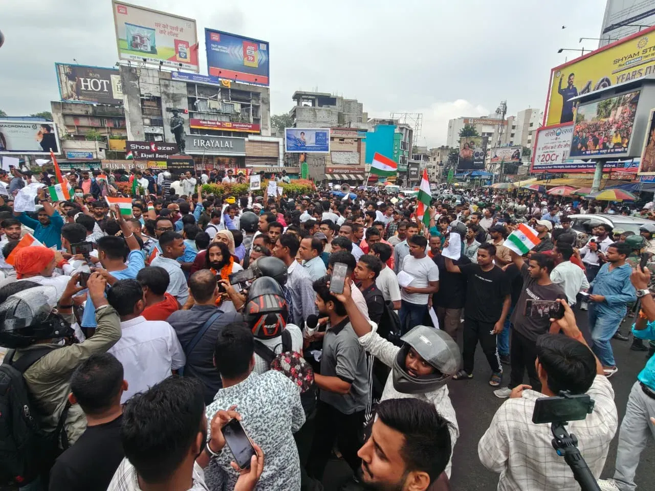 JPSC-JSSC exam row: Thousands march in Ranchi, warn of Jantar Mantar-style protest