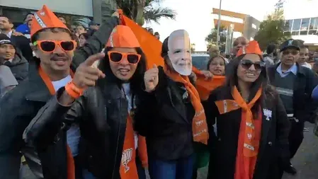 PM Modi greeted by thousands at Indian community event in Auckland