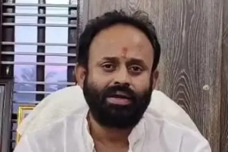 Did Karnataka Police Arrest a Congress Leader in Kerala Over Threats to a Woman Official?