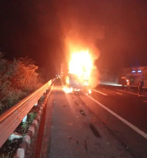 What Happened in the Fatal Delhi-Mumbai Expressway Crash?
