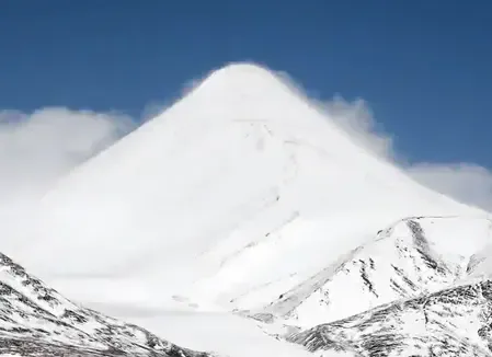 Three Climbers Found Dead on Yuzhu Peak, China's Mountaineering Hub