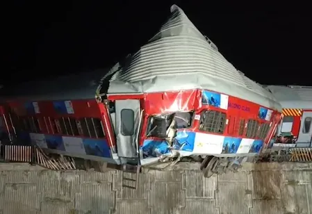 Ujjaini Express derails in Rishikesh; 3 coaches off track, no injuries