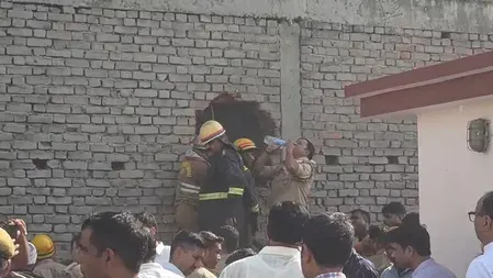 Lucknow coaching centre fire kills 3, CM Yogi orders rescue in Aliganj