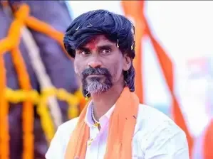 Will a Three-Member Panel Resolve Talks with Pro-Maratha Quota Activist Jarange-Patil?